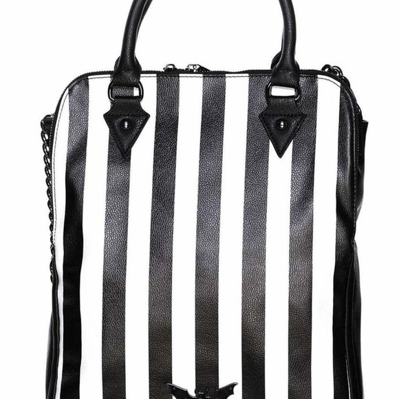 Killstar lines handbag tablet compartment FLAWED